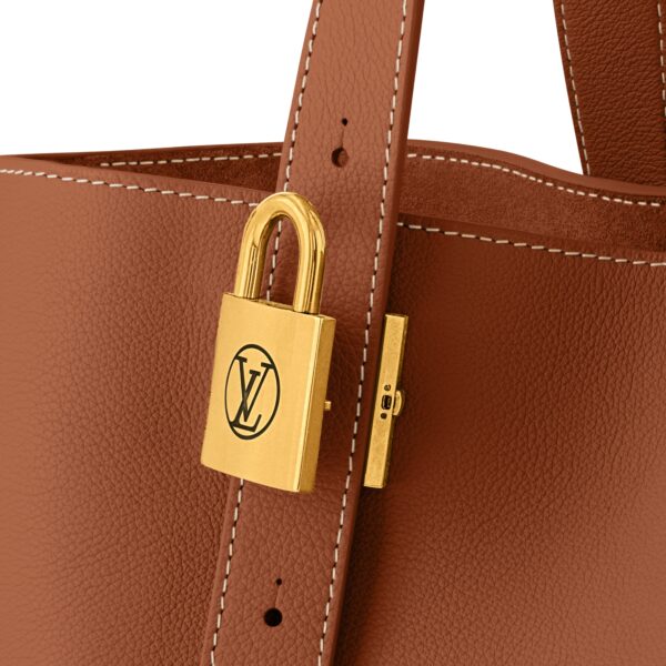 Louis Vuitton M25342 Low Key Cabas MM Cognac Brown